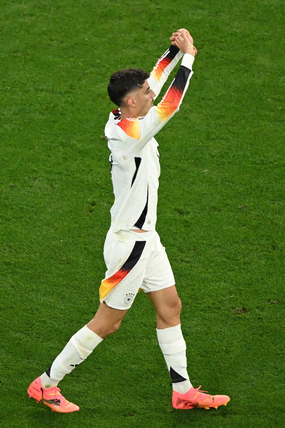 包含风云突变!尼斯赛前复出首秀,法国杯版图或变,气氛紧张,赛程密集仍需轮换的词条 包含风云突变!尼斯赛前复出首秀,法国杯版图或变,气氛紧张,赛程密集仍需轮换的词条