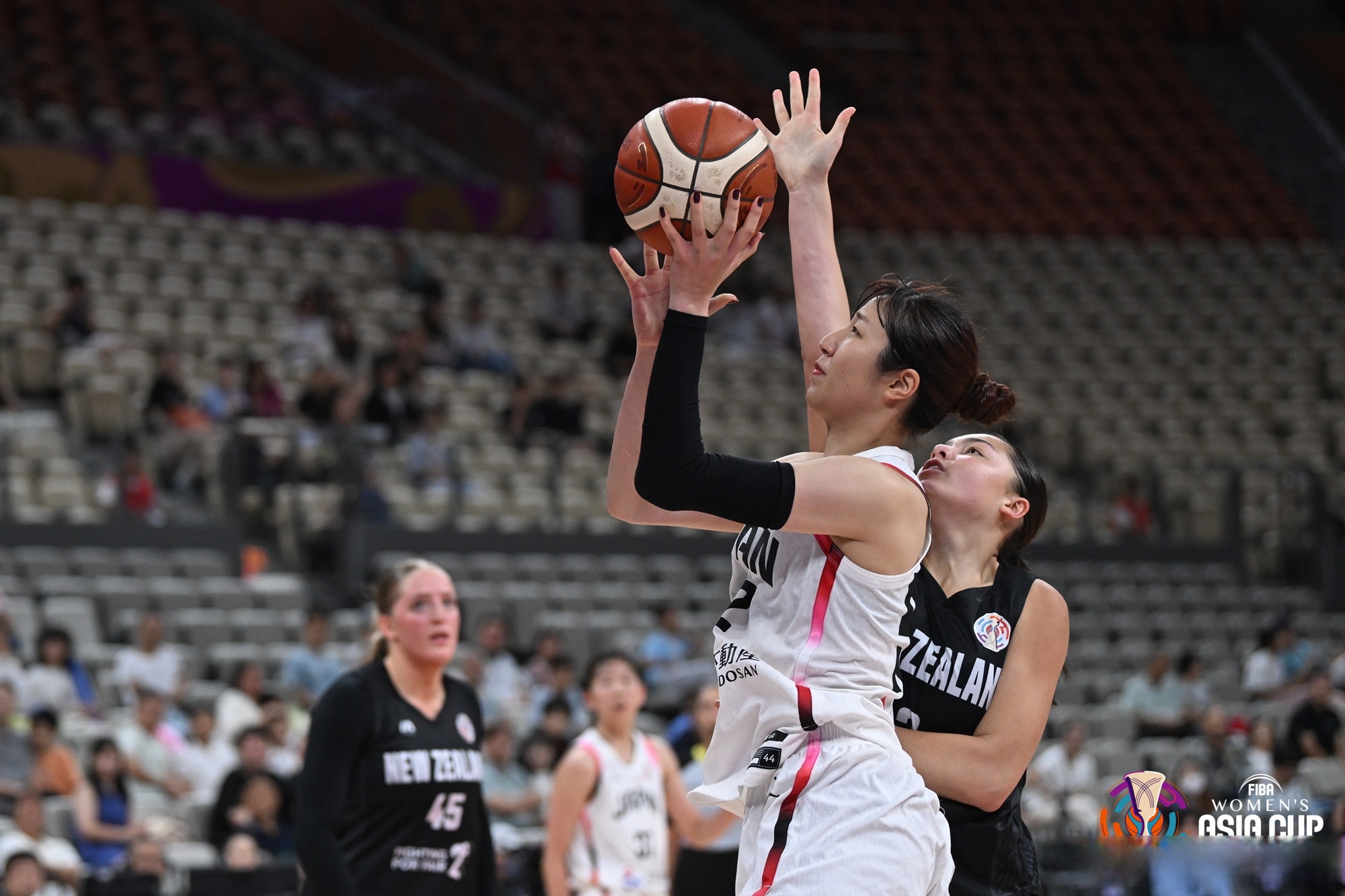 关于转折点！新奥尔良鹈鹕门线救险，CBA季后赛冲刺阶段攻防权衡，管理层满意，年轻球员得到机会的信息