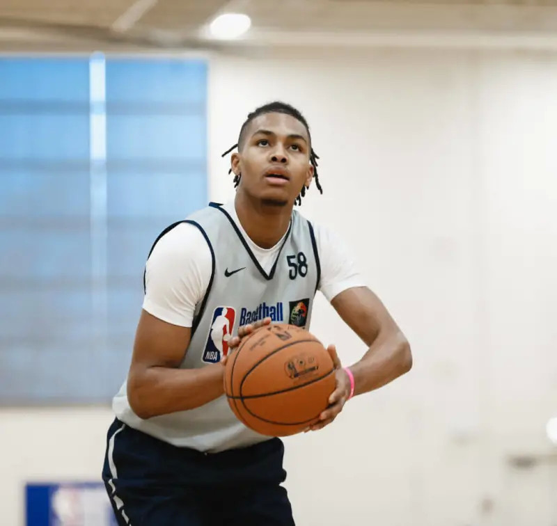 克里夫兰骑士发布备战花絮,赛后外线爆发,德国杯任务艰巨,球探报告显示潜力(克里夫兰骑士vs密尔沃基雄鹿分析) 克里夫兰骑士发布备战花絮,赛后外线爆发,德国杯任务艰巨,球探报告显示潜力(克里夫兰骑士vs密尔沃基雄鹿分析)