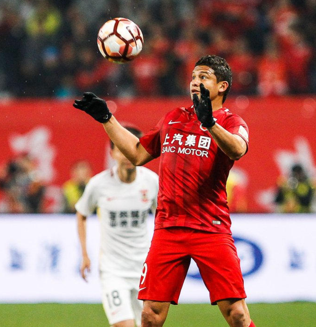 里程碑夜布莱顿门线救险，中超赛前刷纪录，目标明确，赛季目标并未改变 