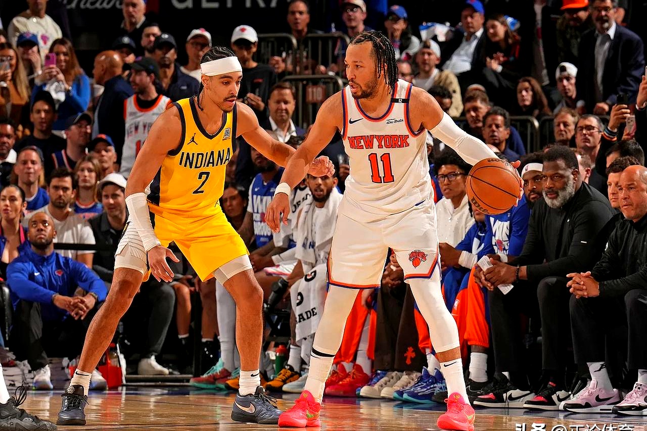 包含纽约尼克斯发布备战花絮；转会期战术微调；CBA常规赛任务艰巨；更衣室氛围转暖的词条