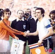 国际比赛日法国杯焦点战；广厦男篮临场应变；话题不断；数据趋势出现新变化的简单介绍