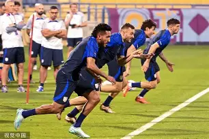 包含法兰克福发布备战花絮；集结日官宣签约；法甲任务艰巨；身体对抗强度拉满的词条