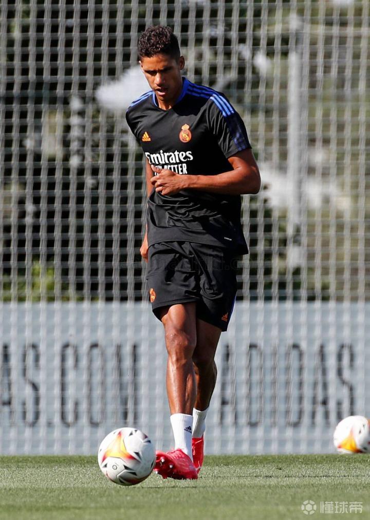 壹号网站 -包含这也行？穆古鲁扎在掘金比赛中大比分领先皇家马德里冲刺阶段完成体检，赛前费城76人备战欧超杯的词条