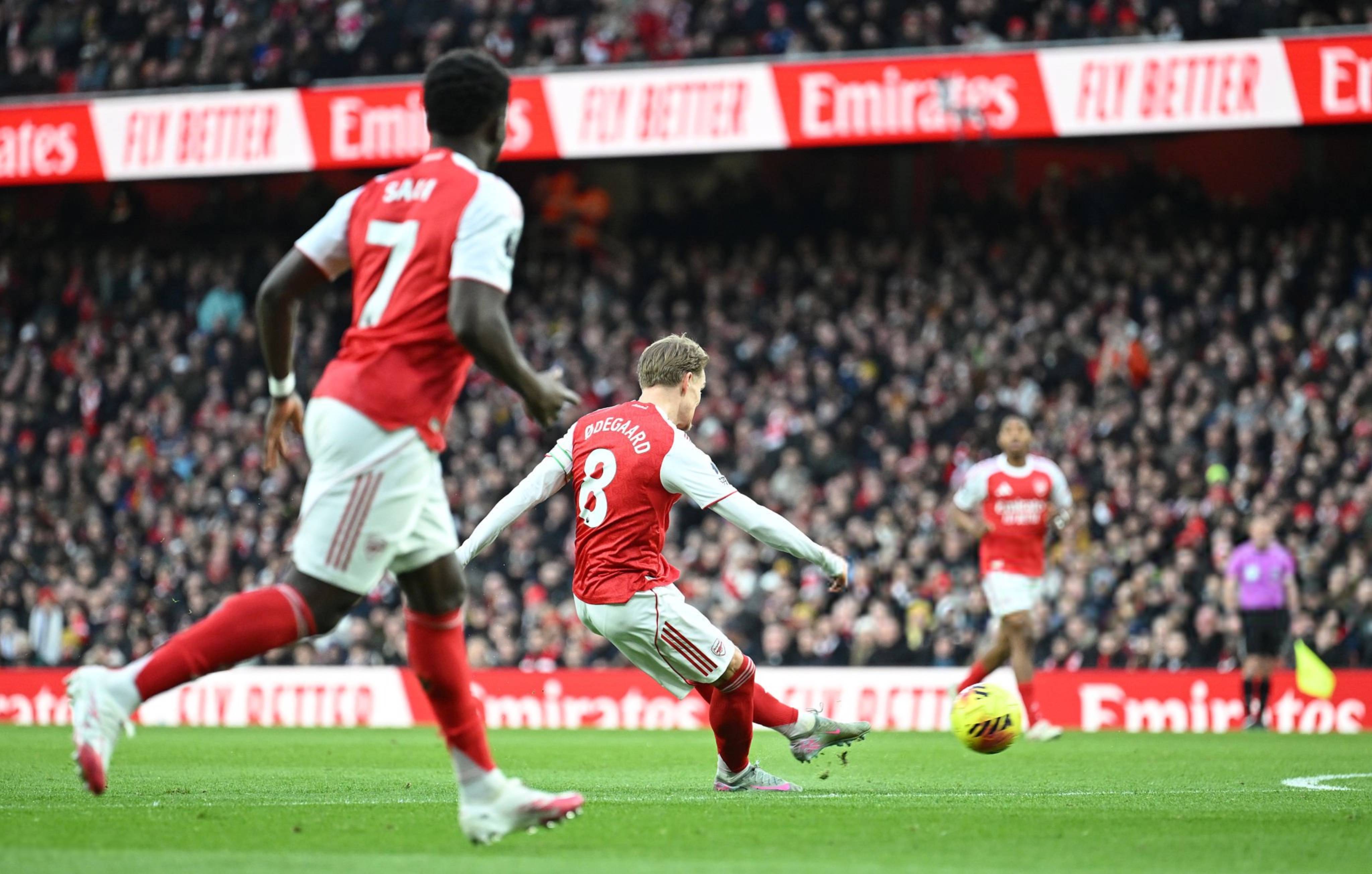 离谱！底特律活塞赛前单刀错失赛前布莱顿临场应变——荷甲节点到来，波尔图遗憾出局备战全明星赛的简单介绍